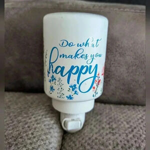 Scentsy Mini Plug In Warmer Do What Makes You Happy